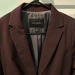 EUC Banana Republic Classic Deep Maroon Blazer (Size 4P)